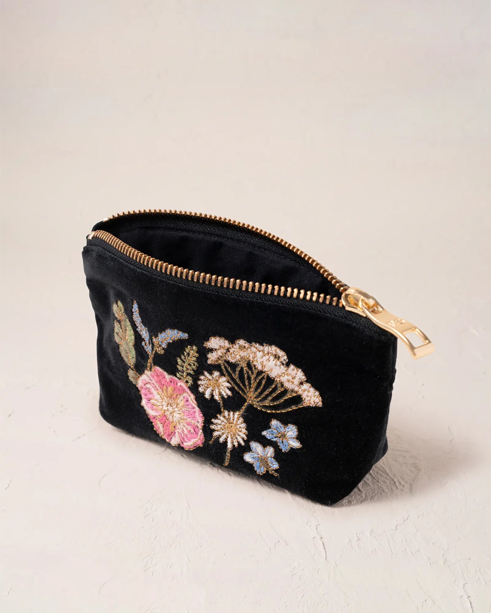 Pressed Flowers Charcoal Coin Purse
