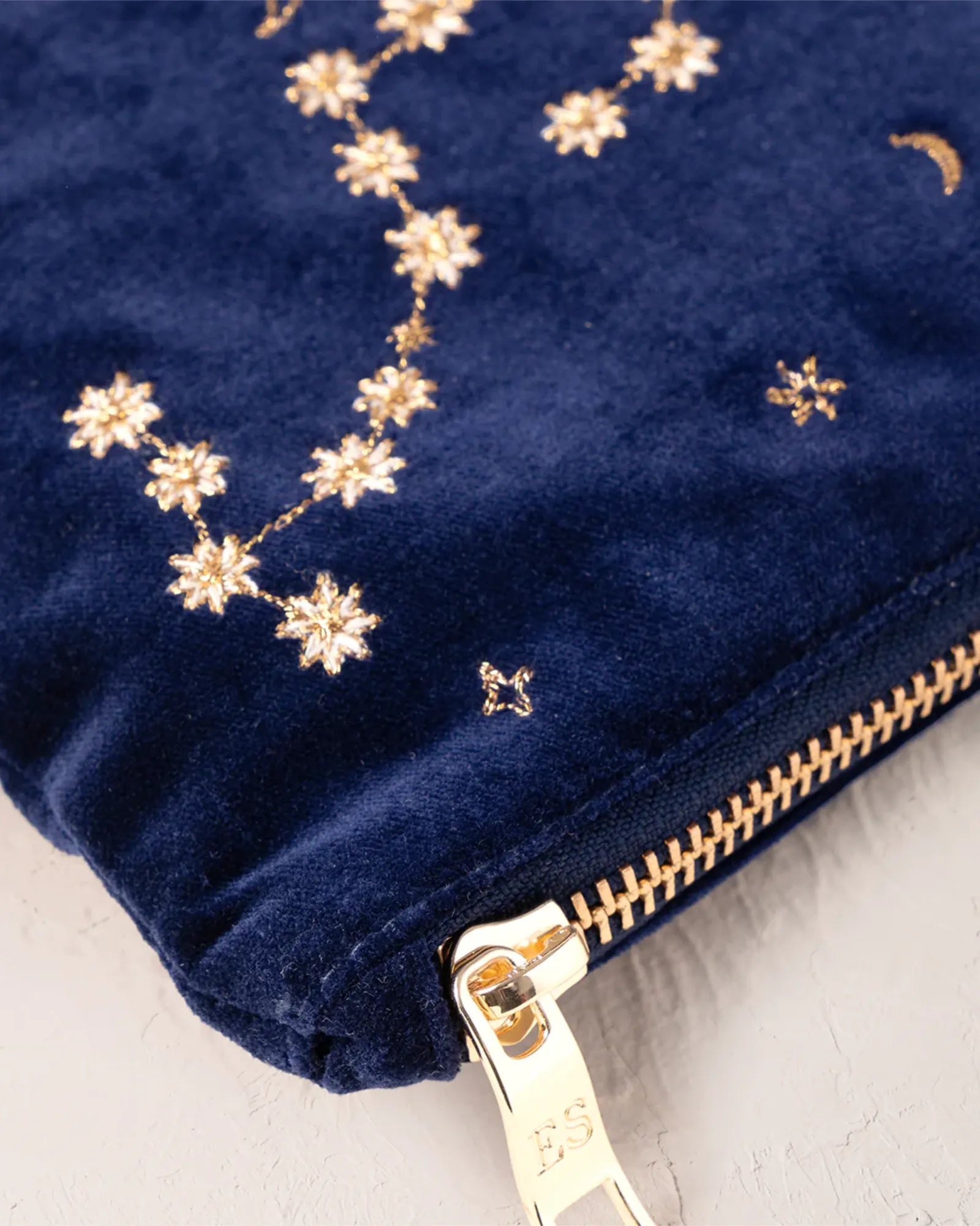 Scorpio Navy Everyday Pouch