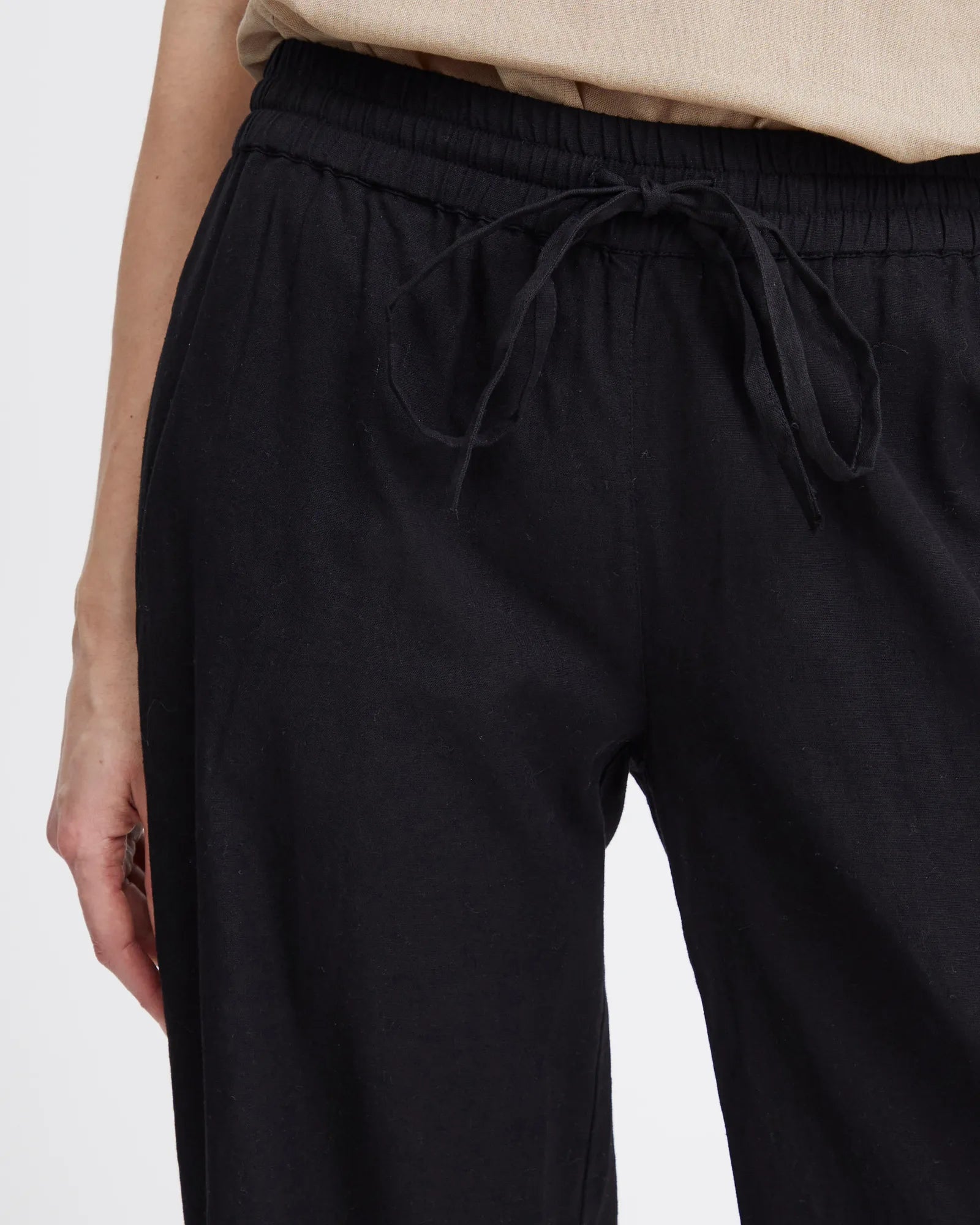 FRMADDIE Trousers - Black