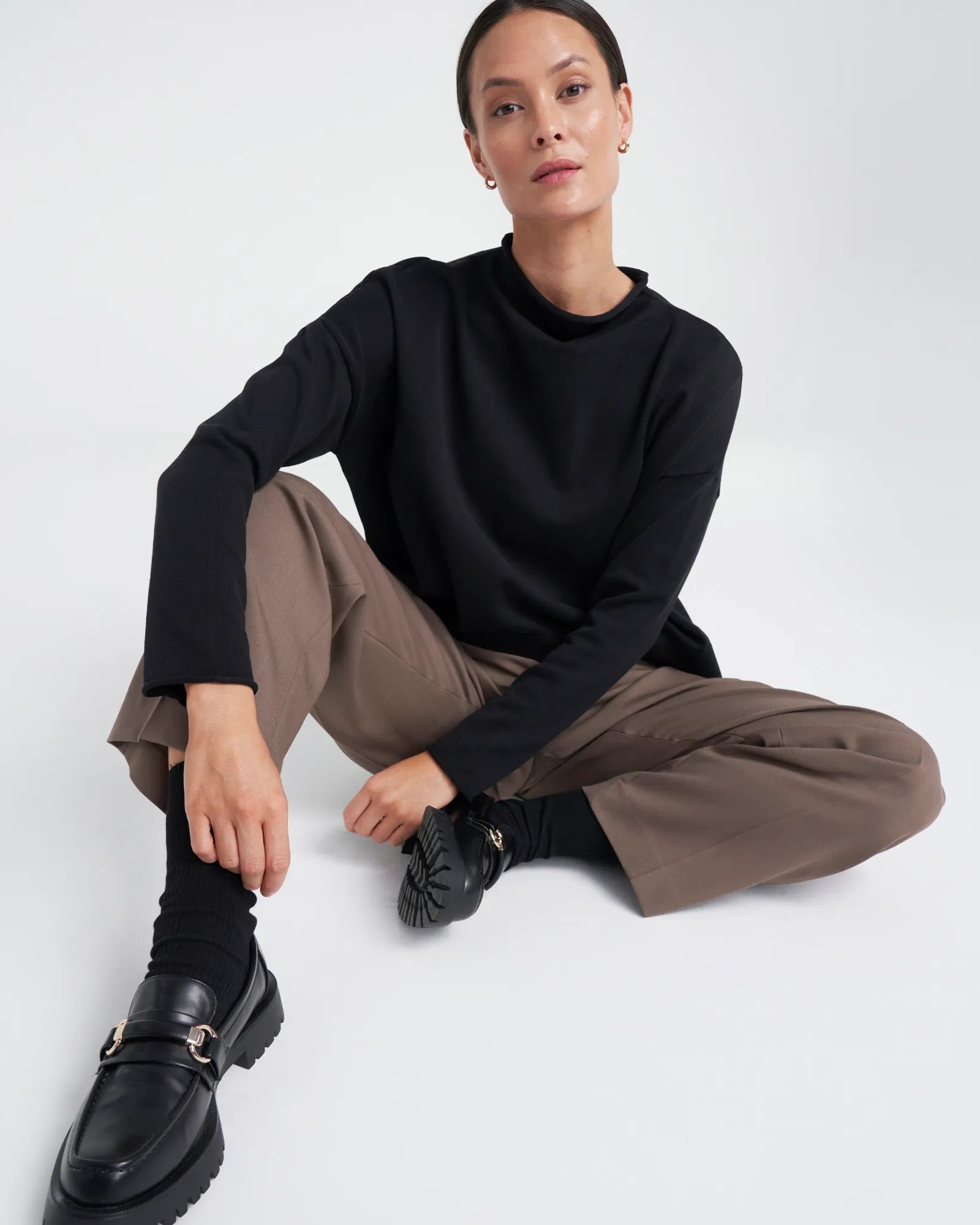 Hulda Knitted Oversized Turtle Neck Sweater - Black