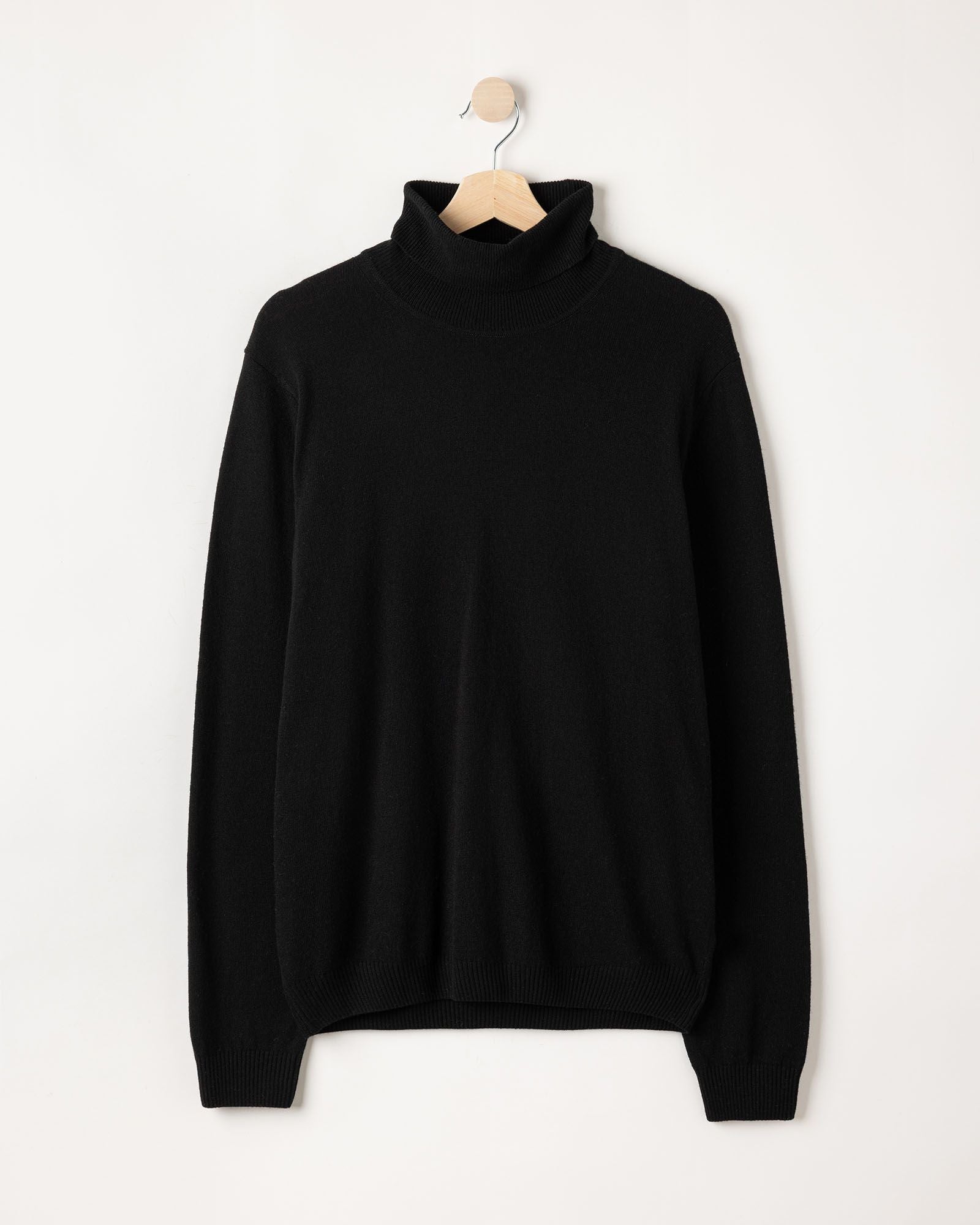 Johan Roll Neck Jumper - Black