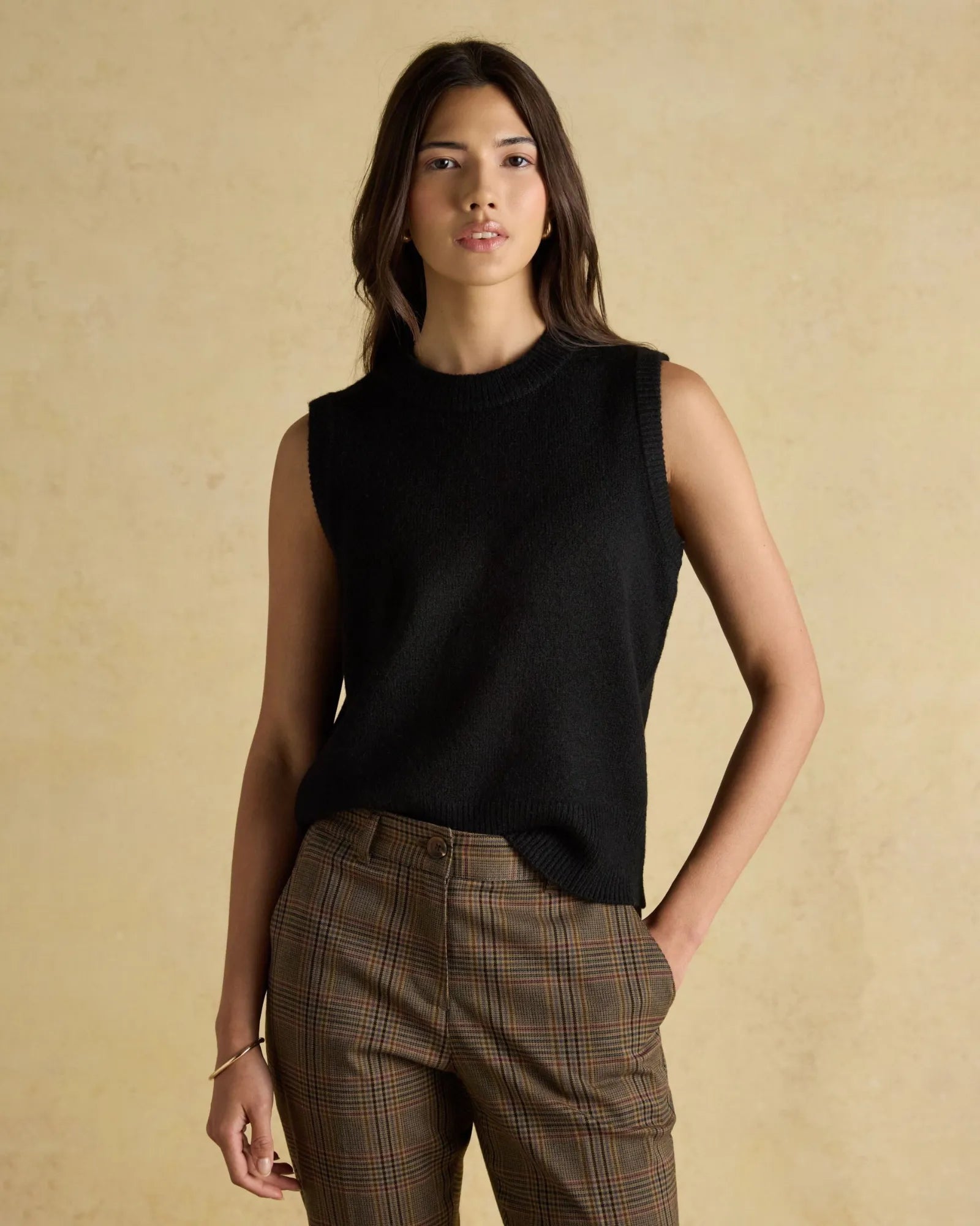 Holly Vest - Black