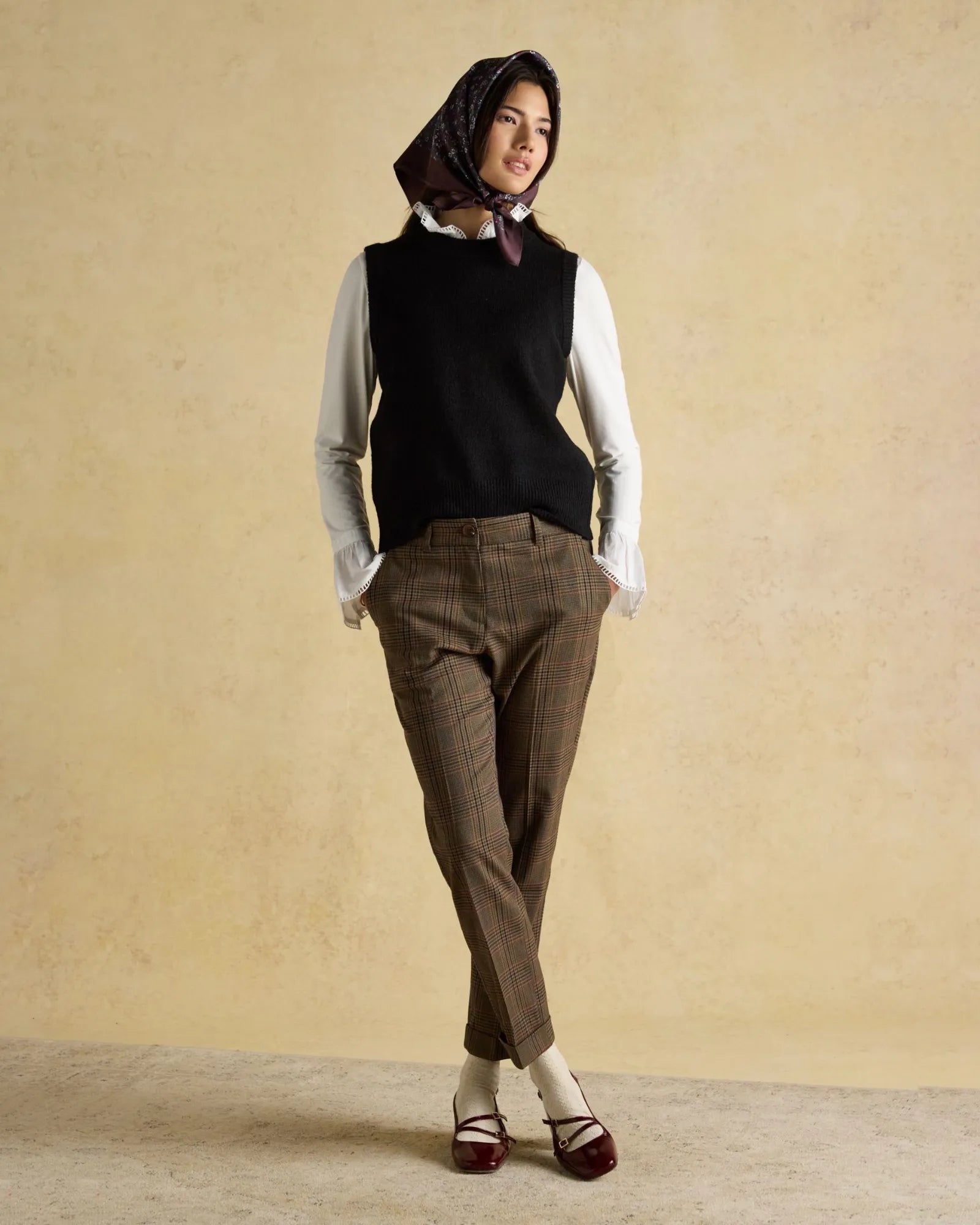 Holly Vest - Black