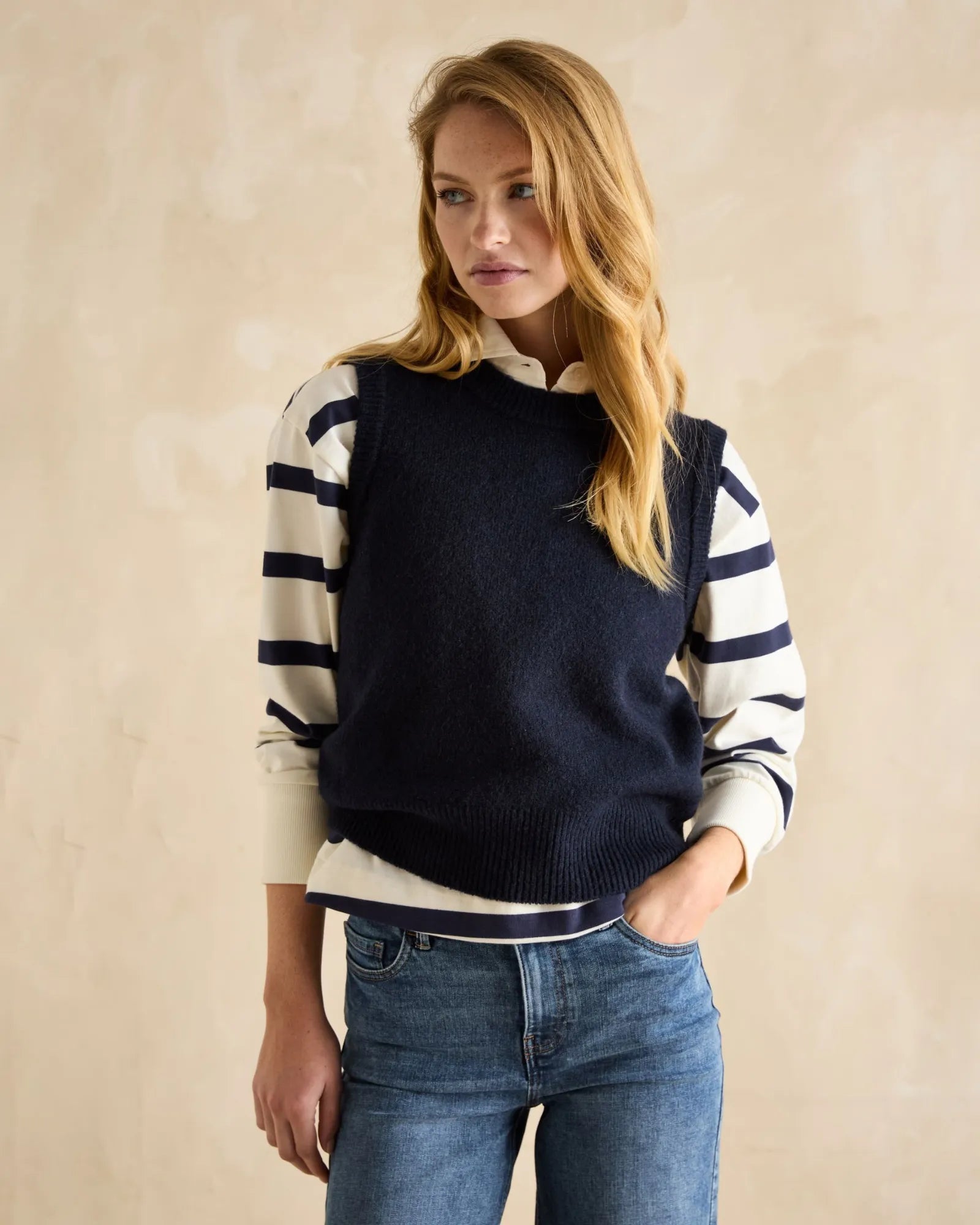 Holly Vest - Navy