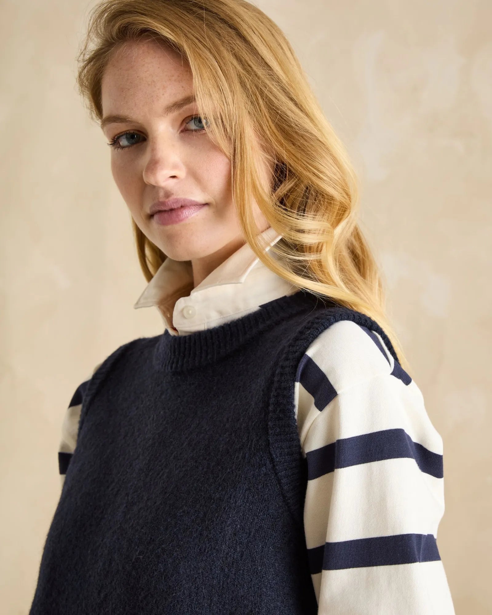 Holly Vest - Navy