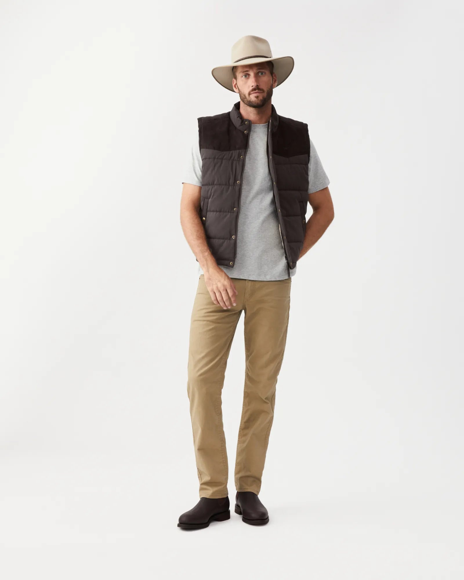 Carnarvon Vest - Chocolate