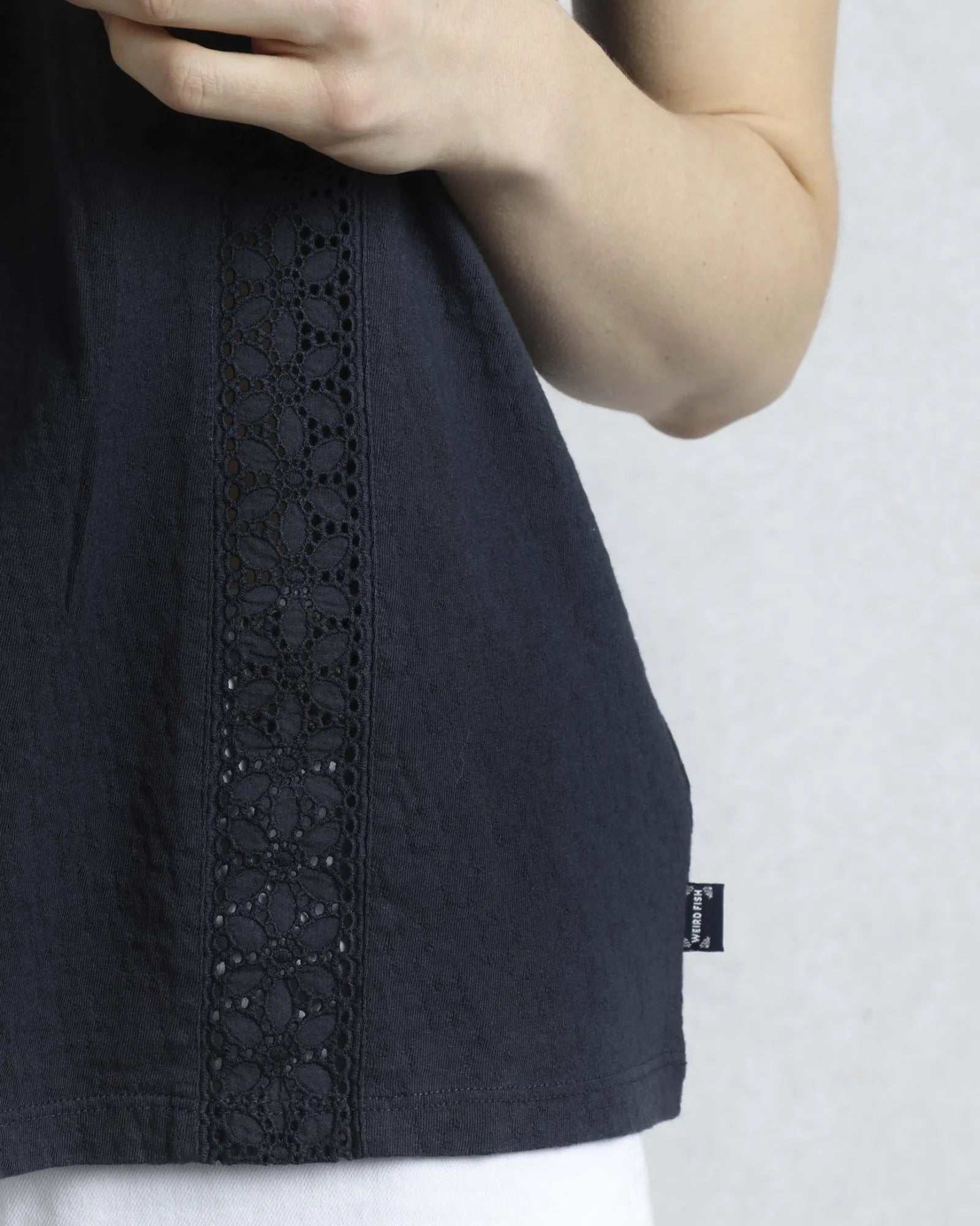 Chelle Vest - Navy