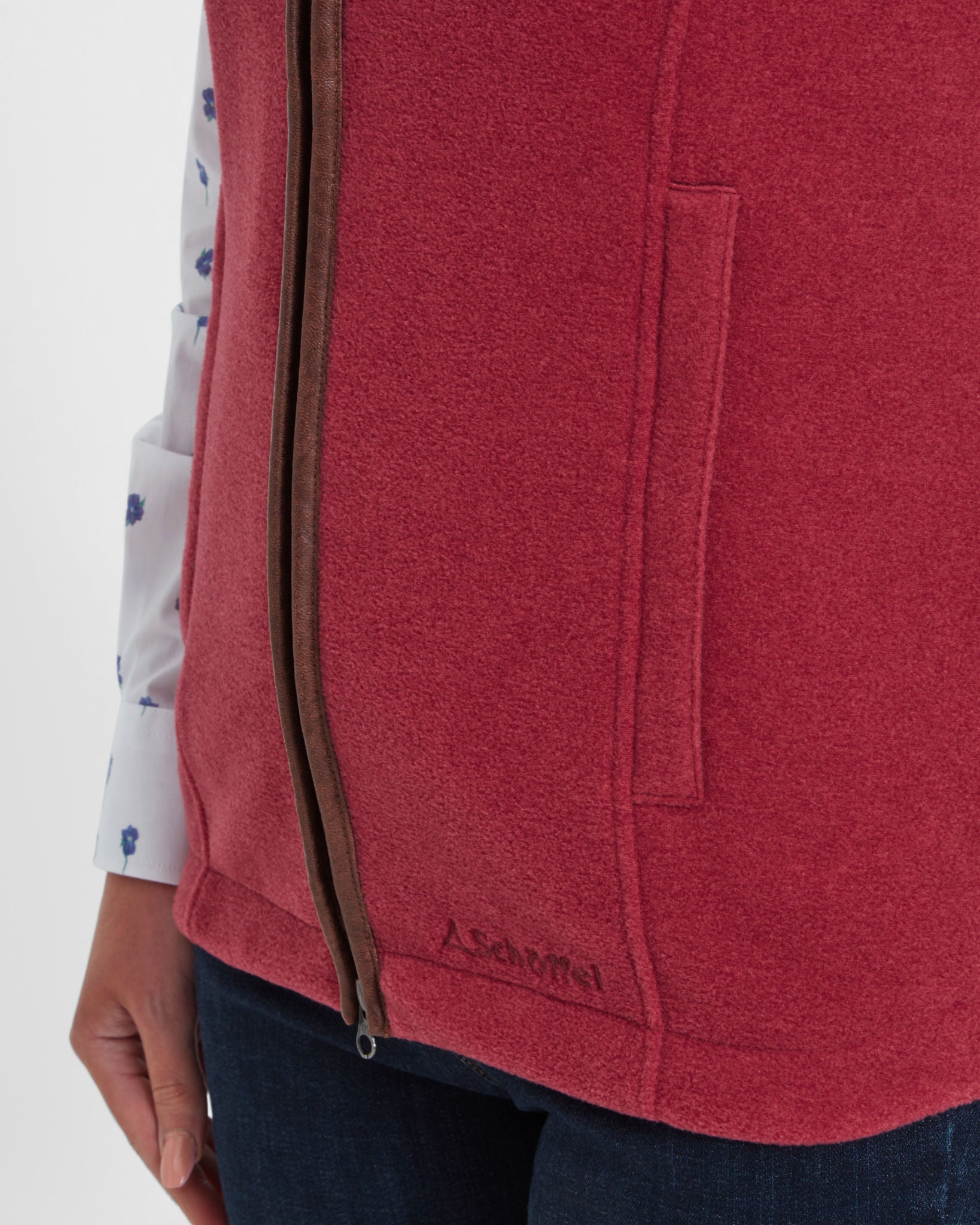 Lyndon Fleece Gilet - Pomegranate