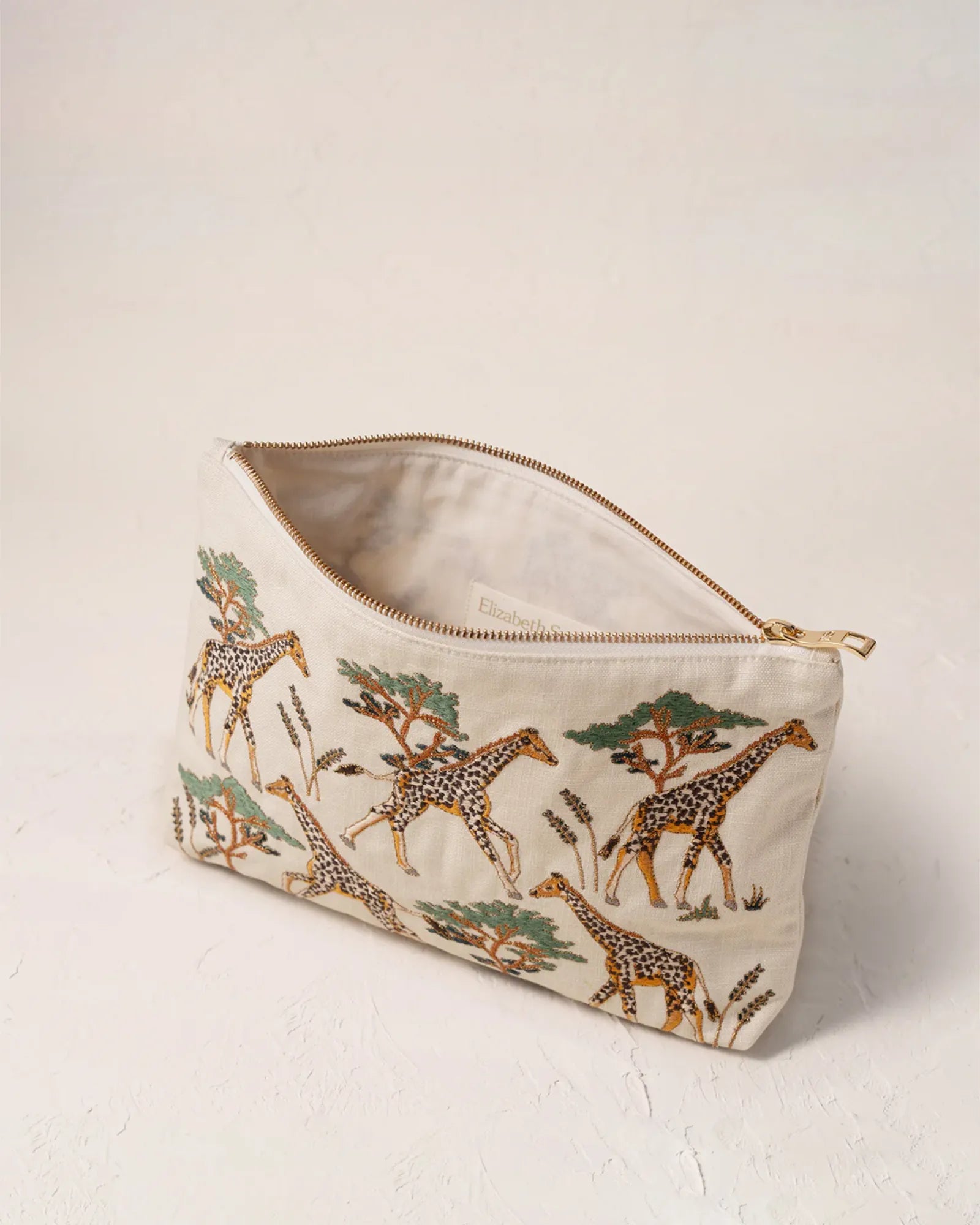 Giraffe Herd Cream Everyday Pouch
