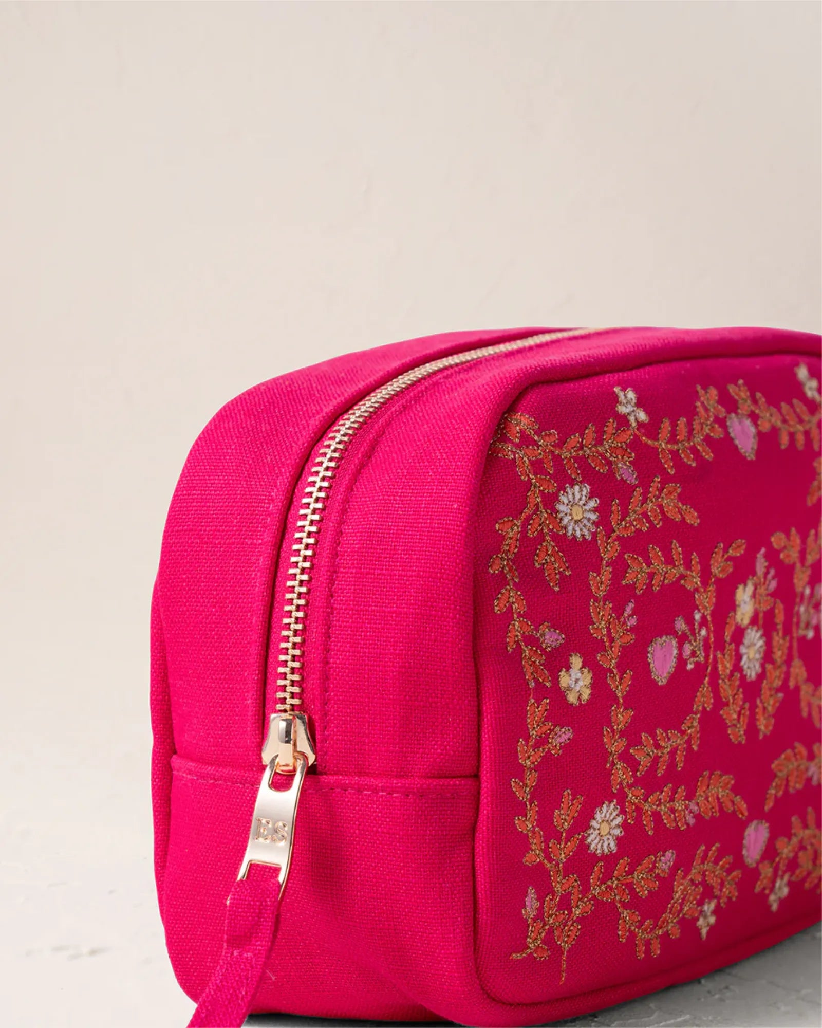 Mediterranean Garden Pink Makeup Bag