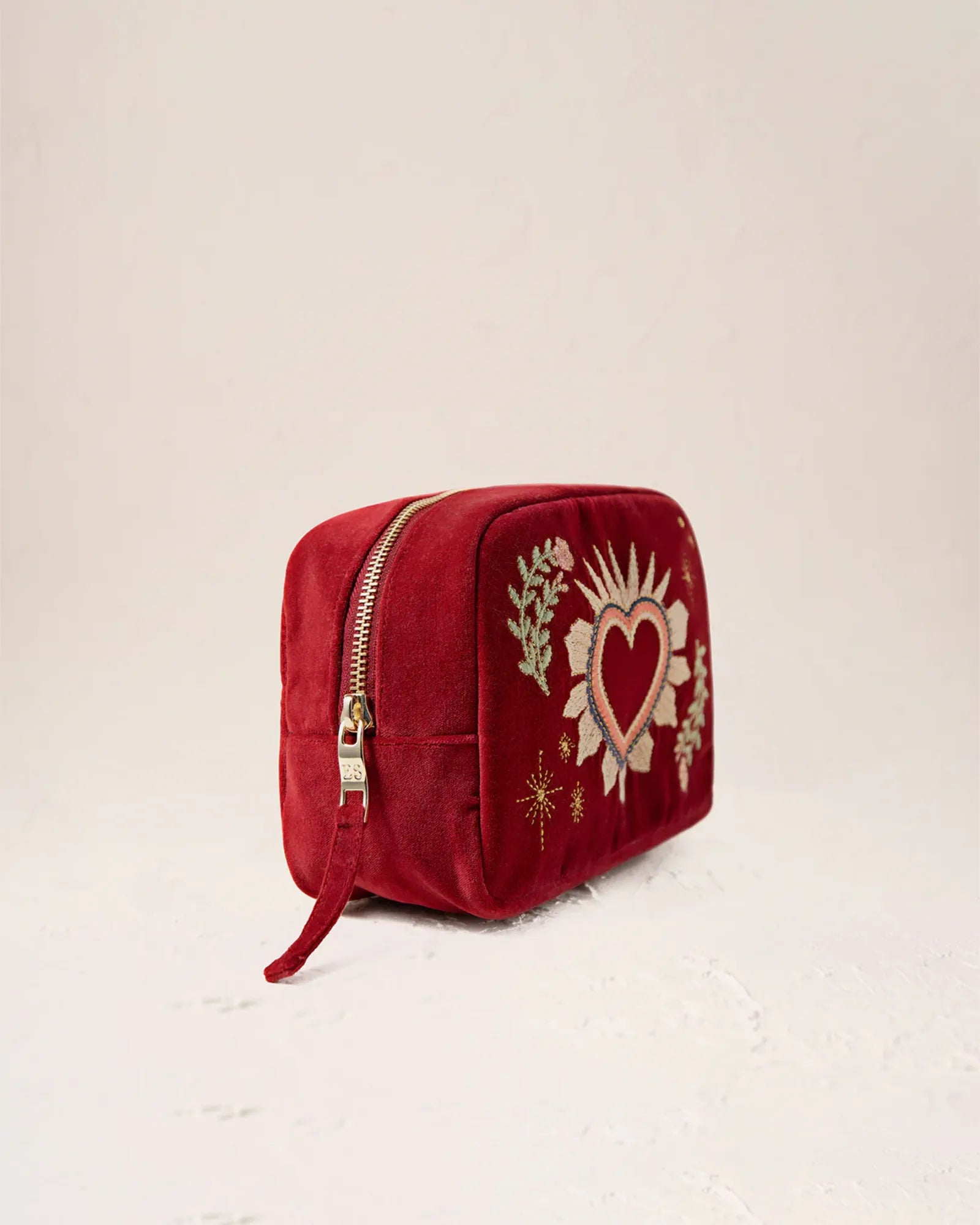 Sacred Heart Rouge Makeup Bag