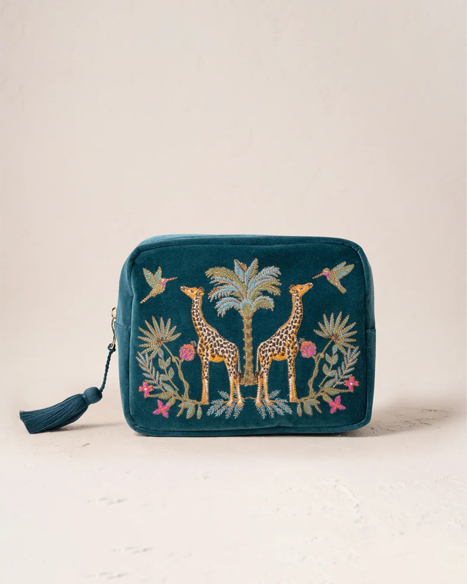 Wild Giraffe Palm Rich Blue Wash Bag