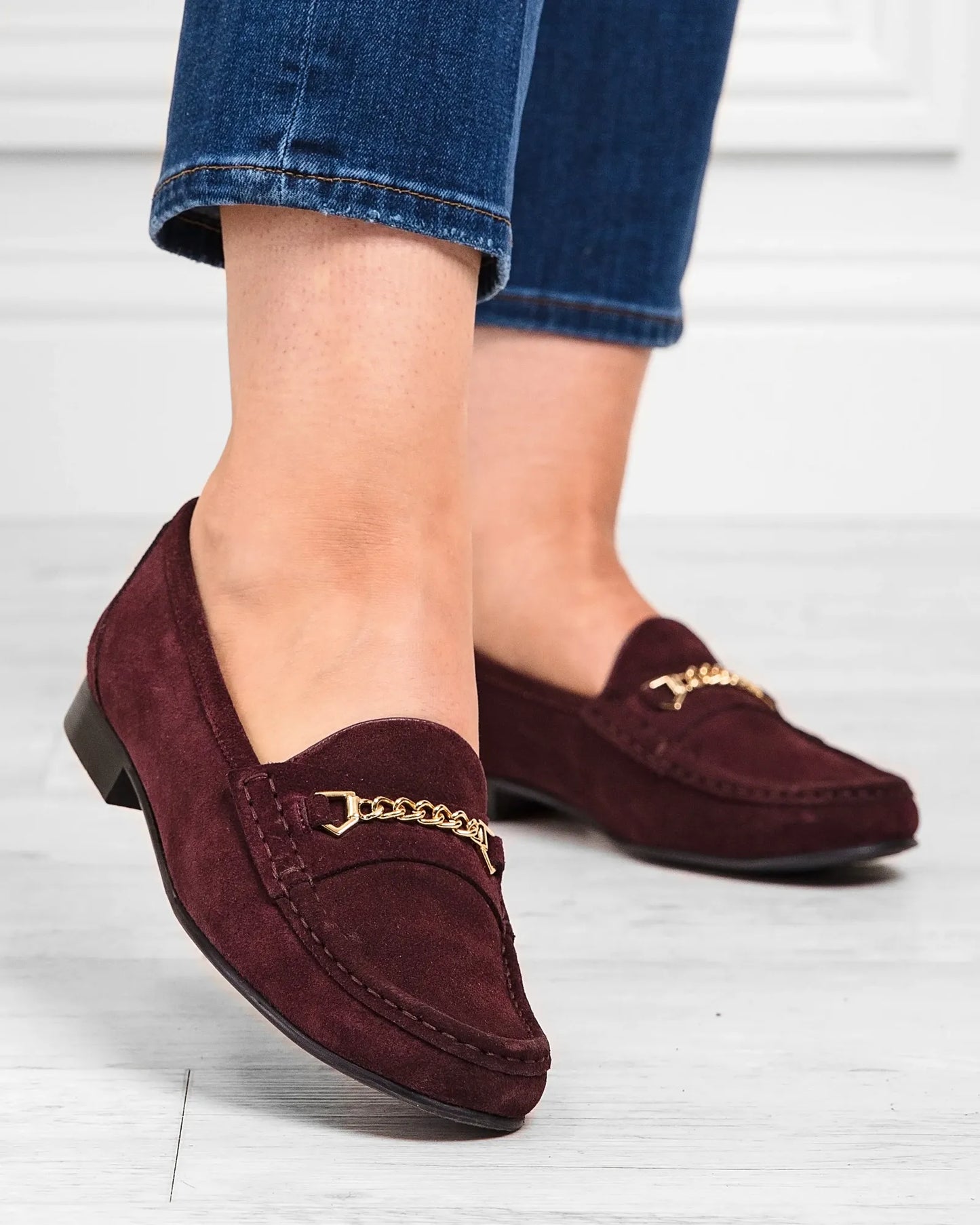 The Apsley Loafer in Plum Suede