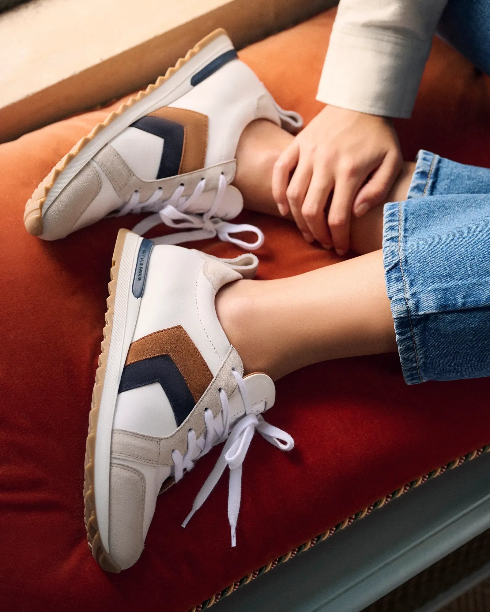 Xandra Trainers - Tan & Navy