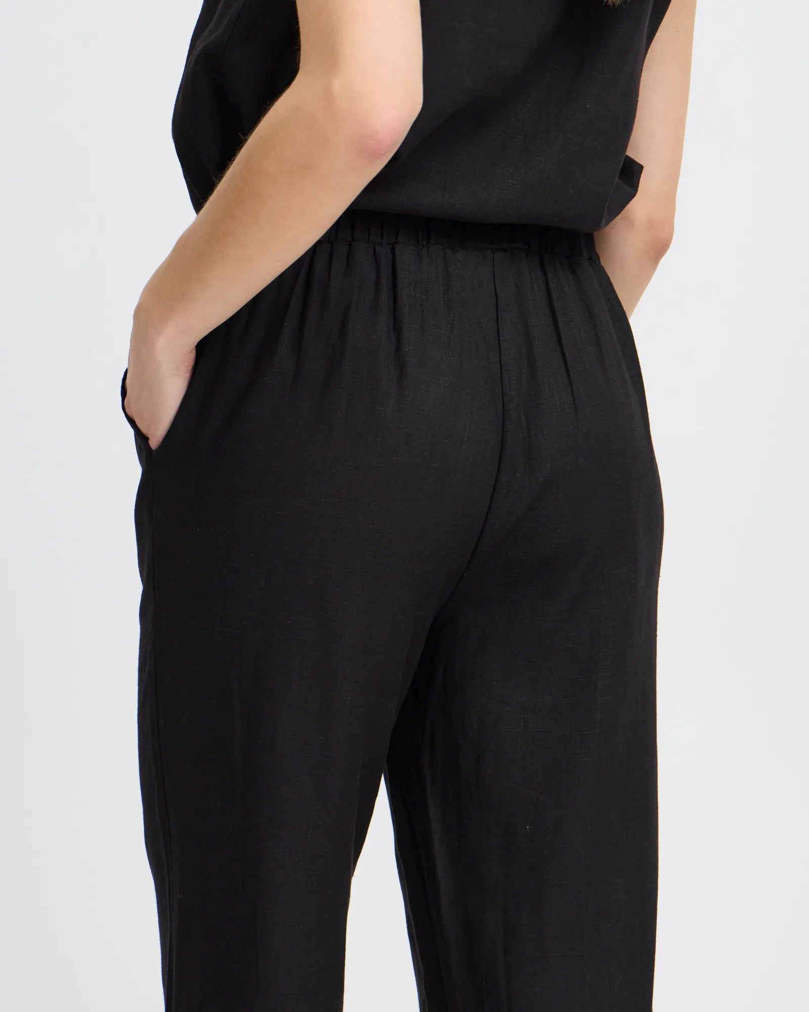 FRJUNA Trousers - Black