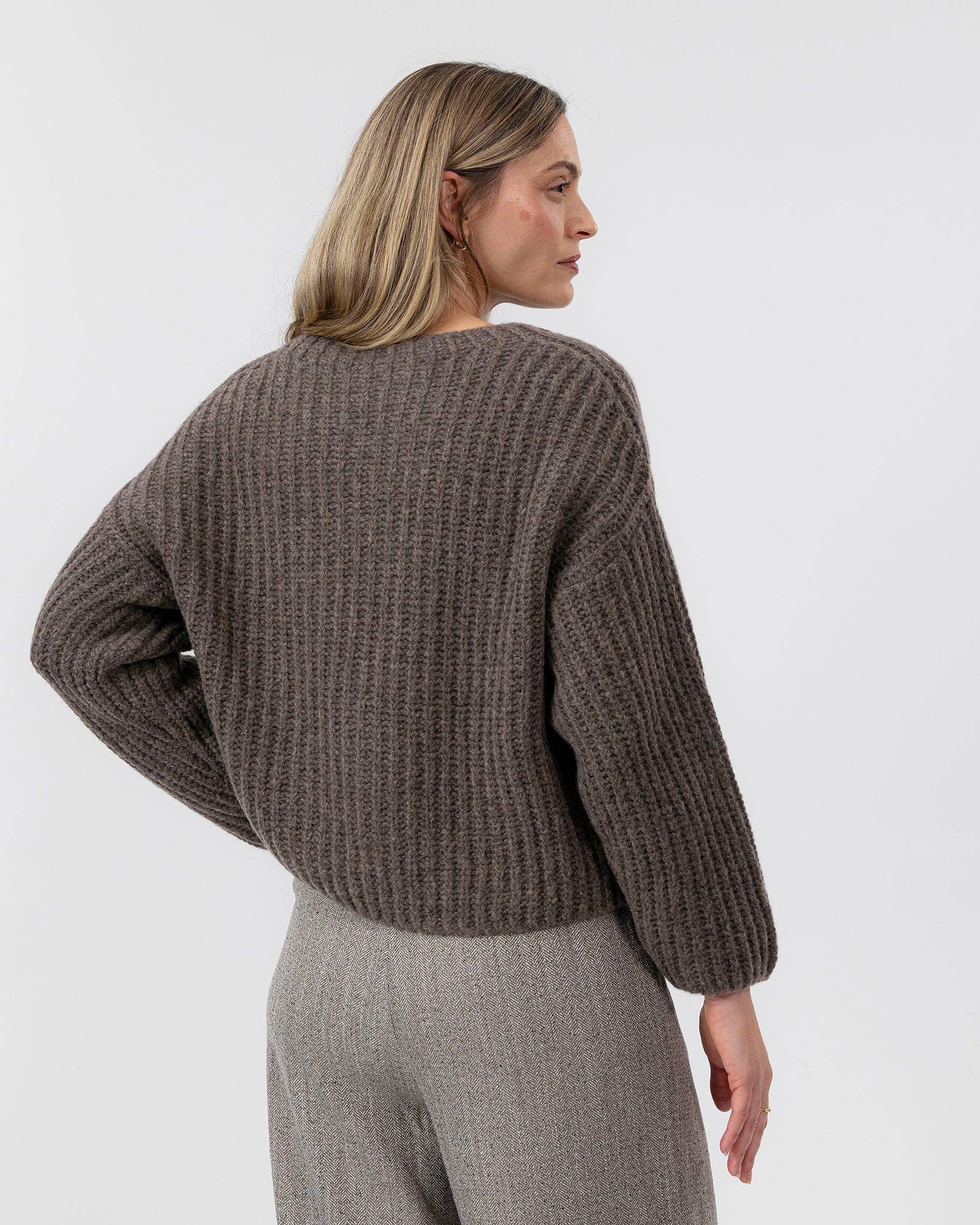 Cajsa Sweater - Dark Taupe