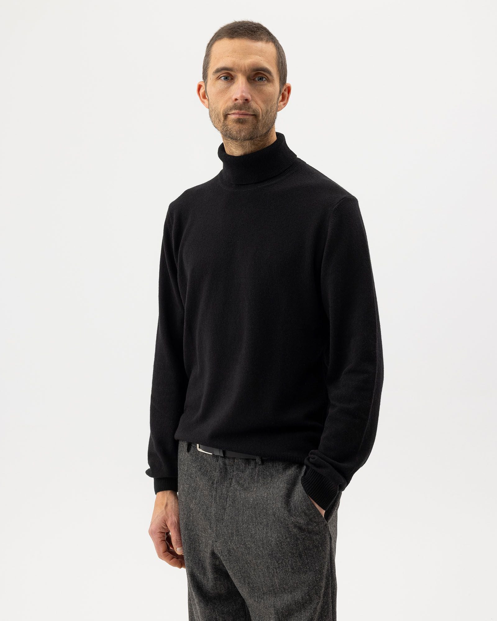 Johan Roll Neck Jumper - Black
