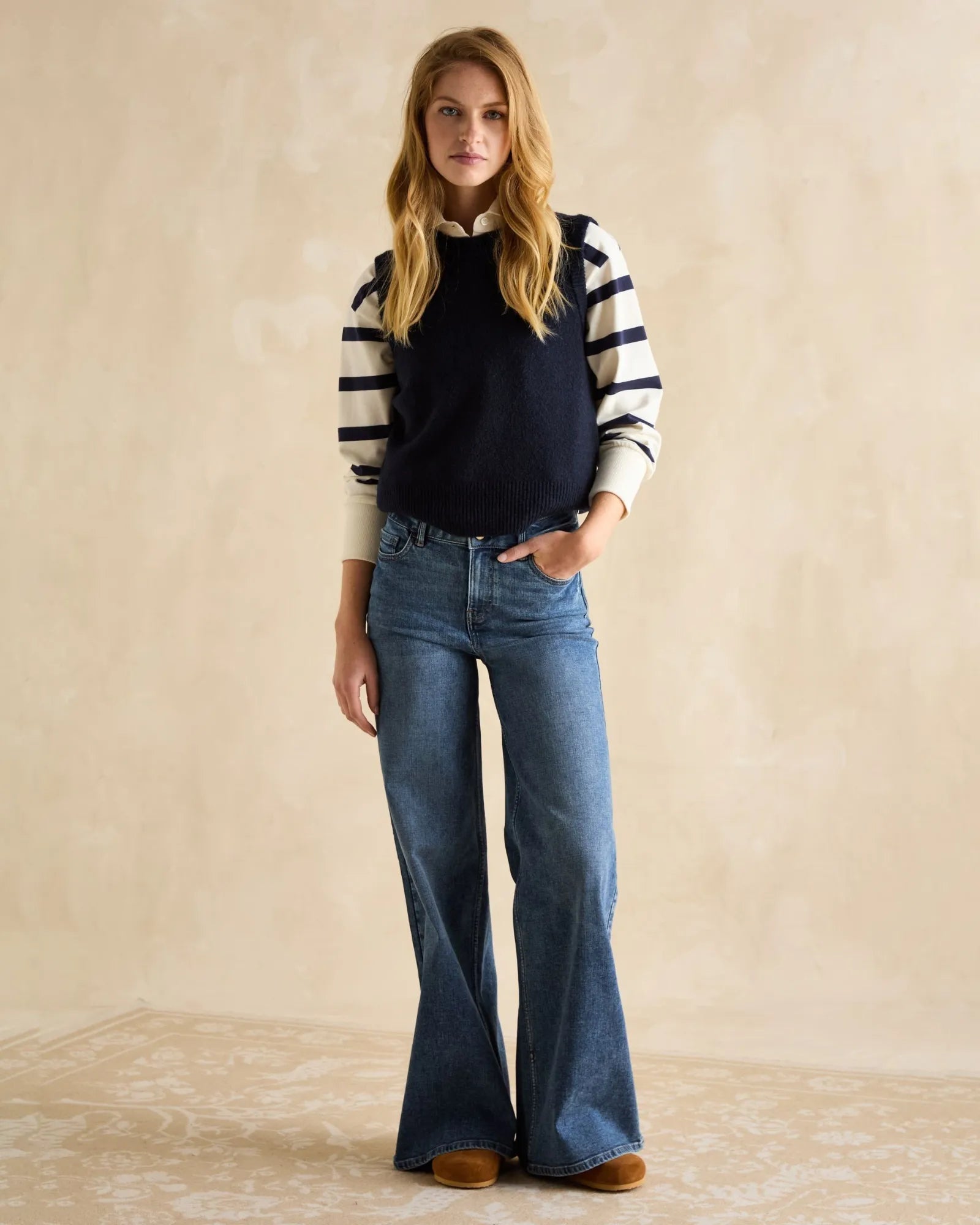 Holly Vest - Navy