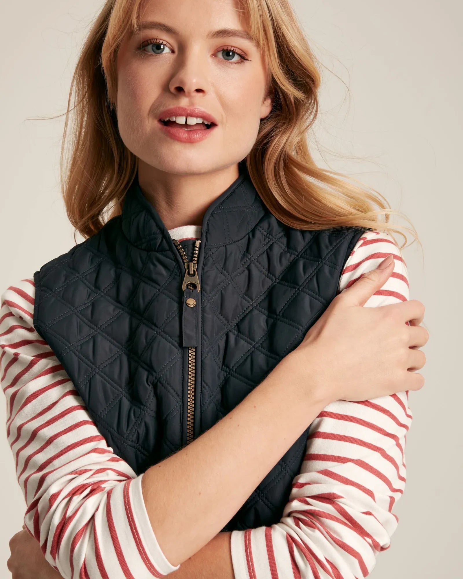 Minx Navy Blue Showerproof Diamond Quilted Gilet
