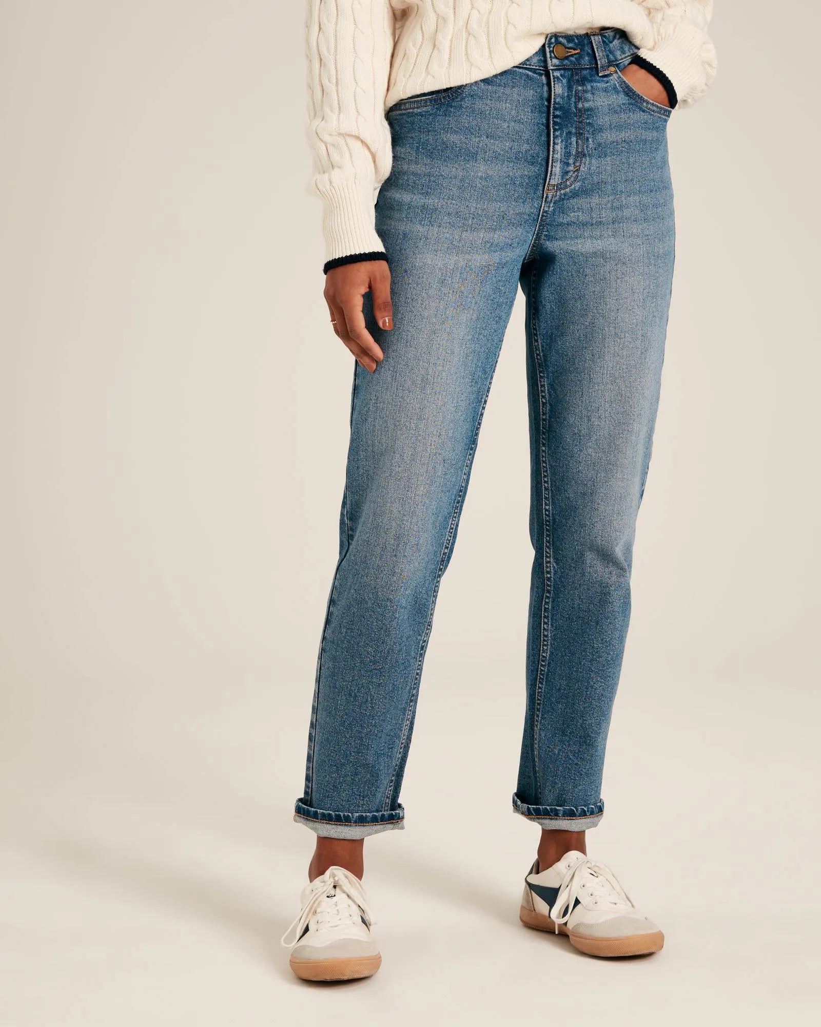 Slim Straight Jeans - Mid Wash