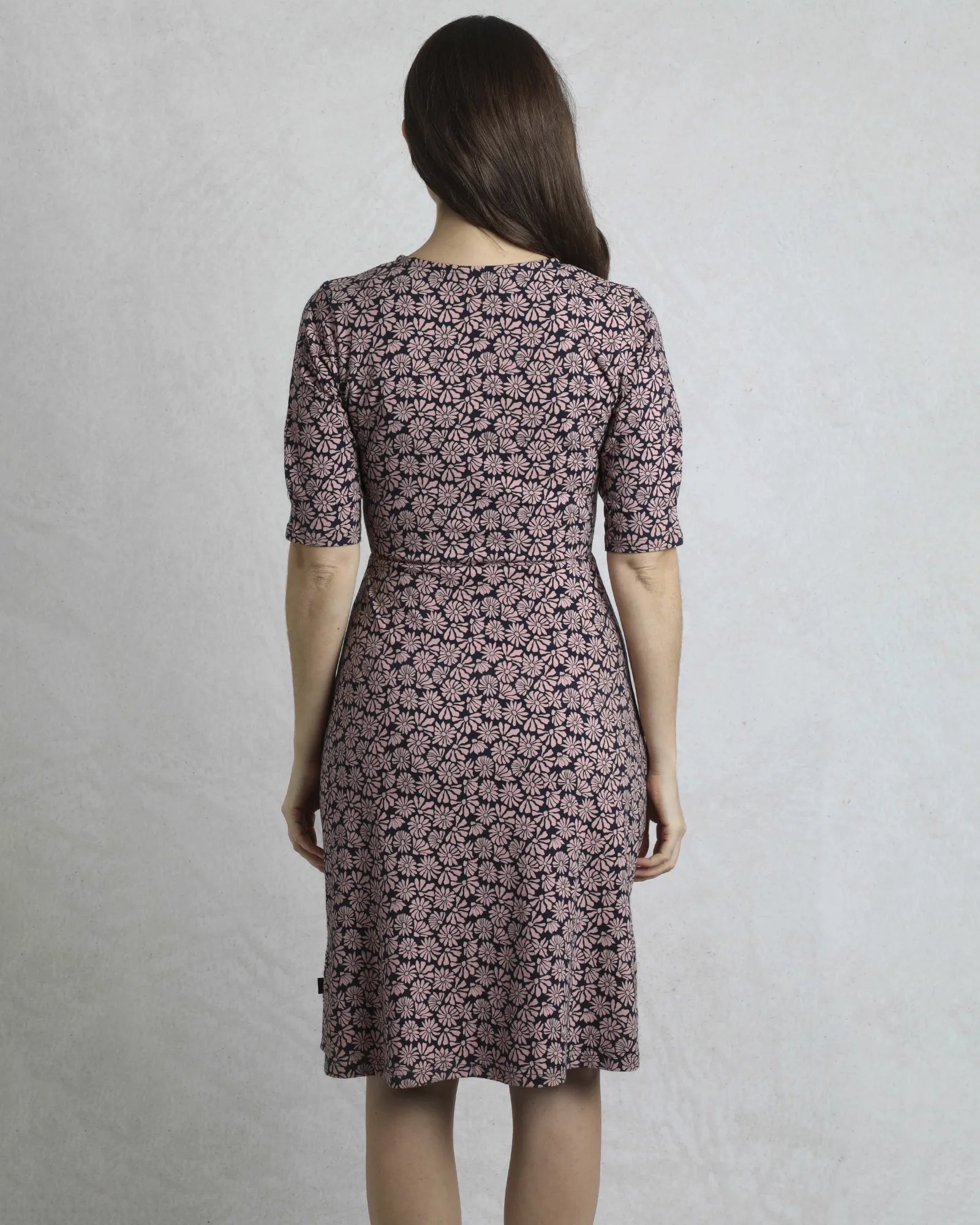 Cassandra Dress - Tea Rose