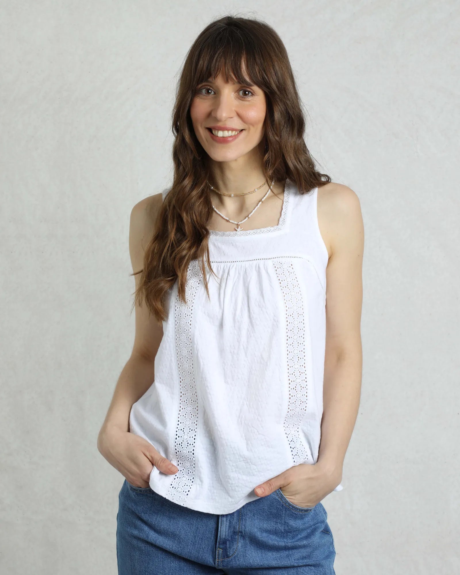 Chelle Vest - White