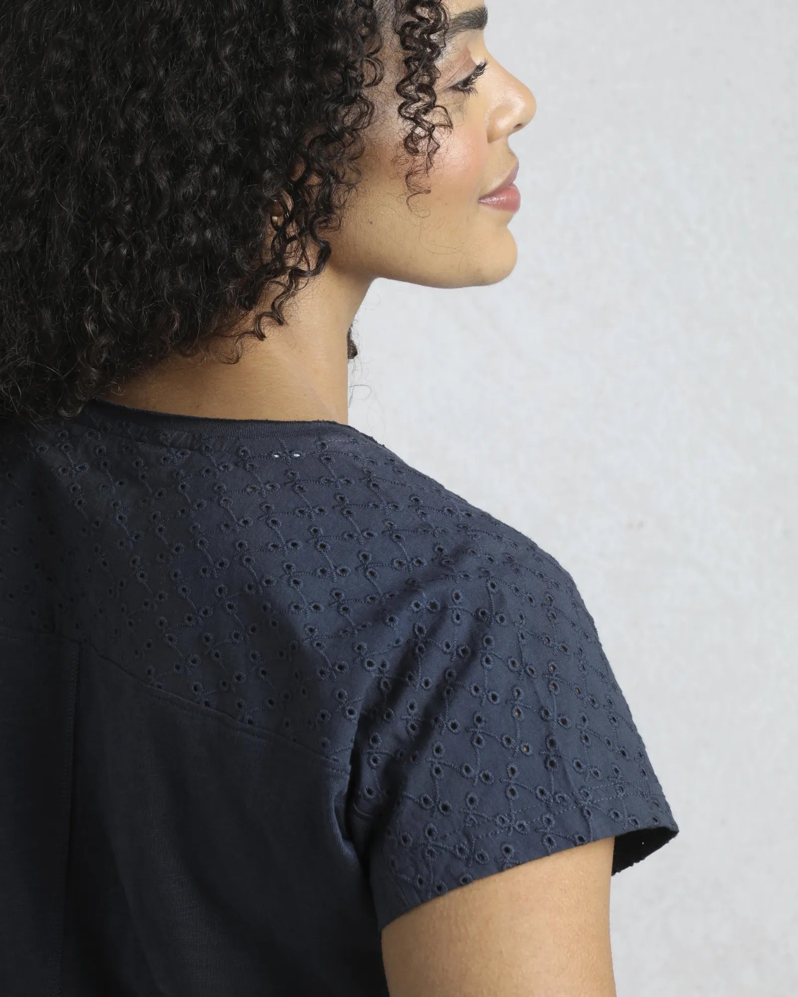 Pernille T-Shirt - Navy