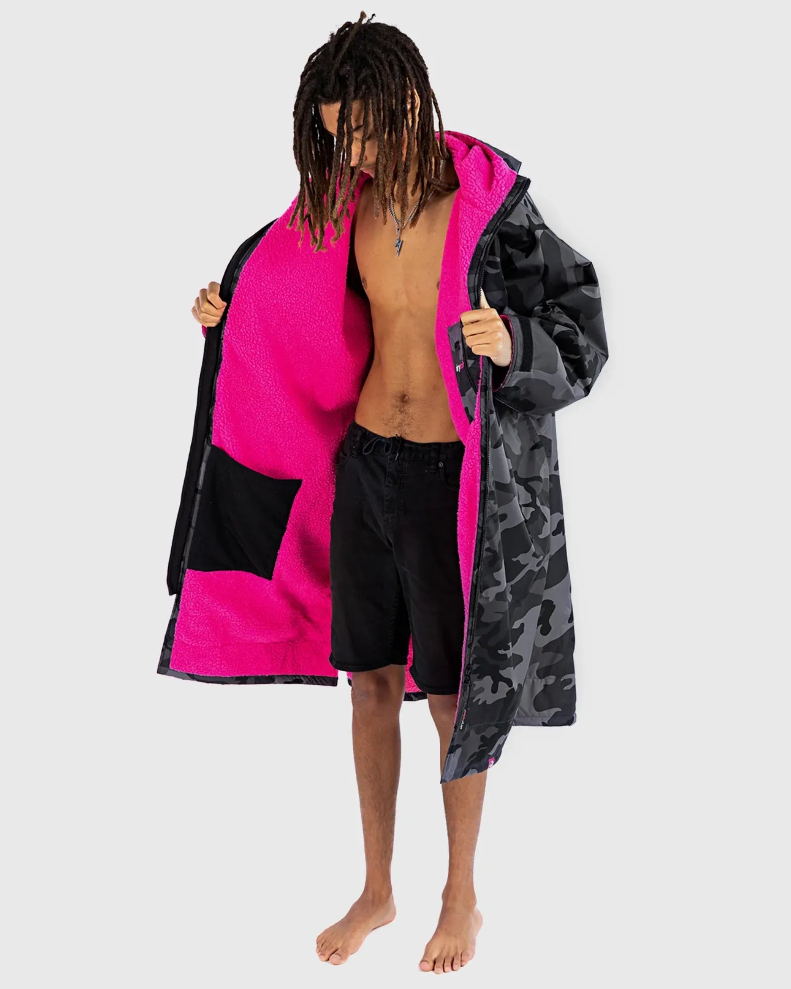 dryrobe Advance Long Sleeve - Black Camo/Pink