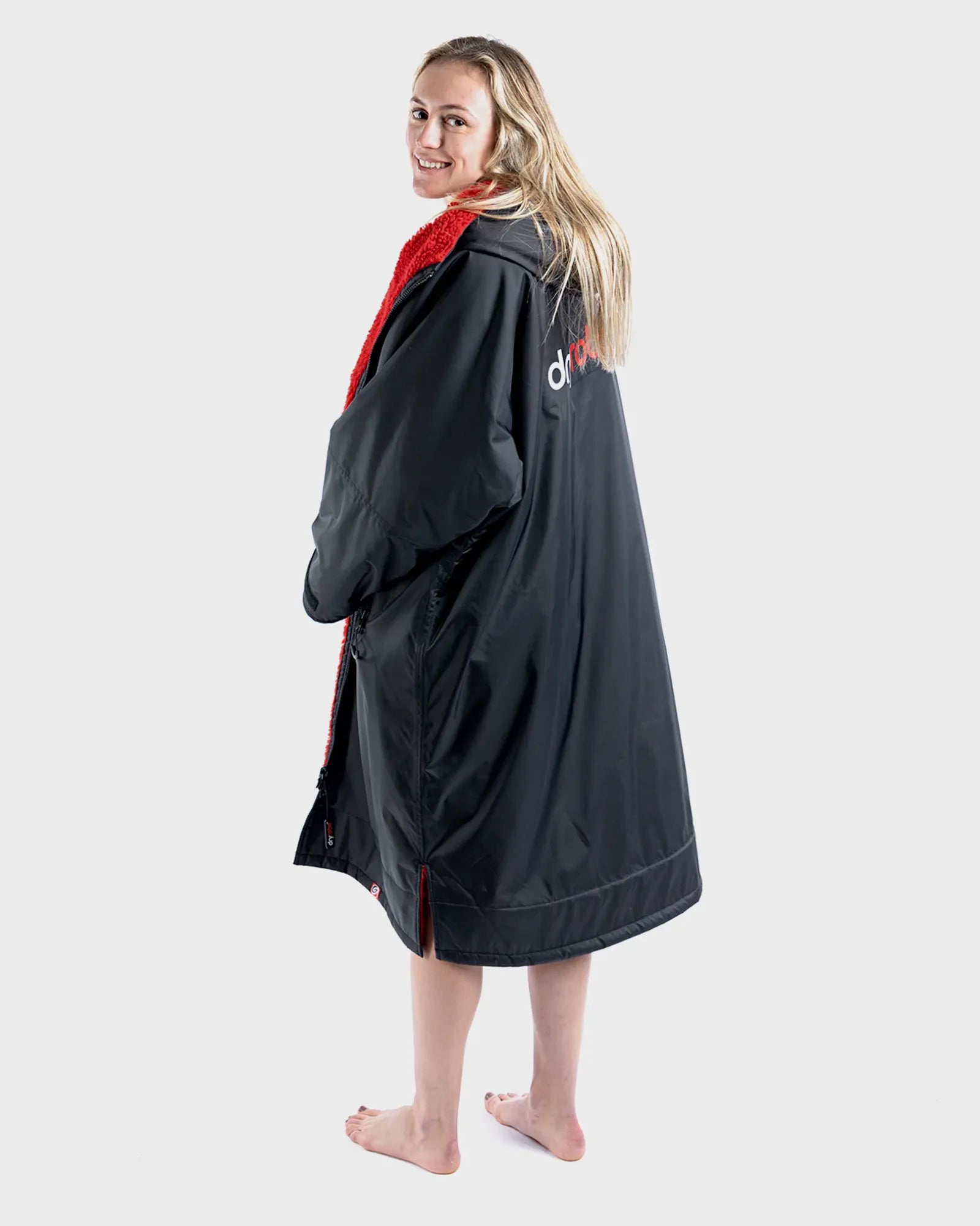 dryrobe Advance Long Sleeve - Black/Red